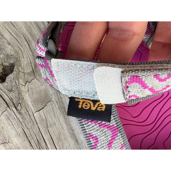 Teva Hurricane 3 active waterproof sandals, girls size 2 - Picture 6 of 8